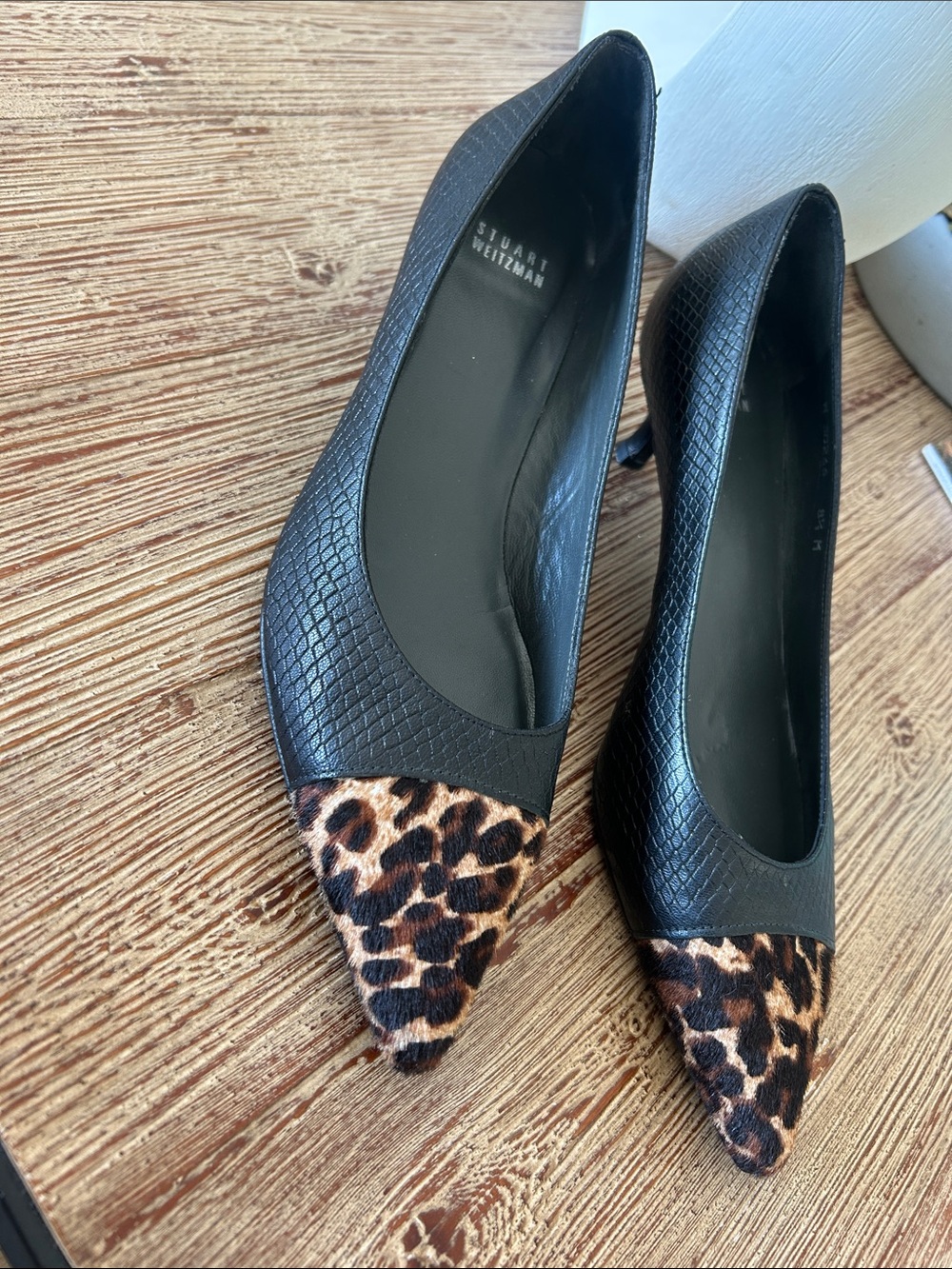 Stuart Weitzman Black Leather Flats with Leopard-Print Pointed Toe